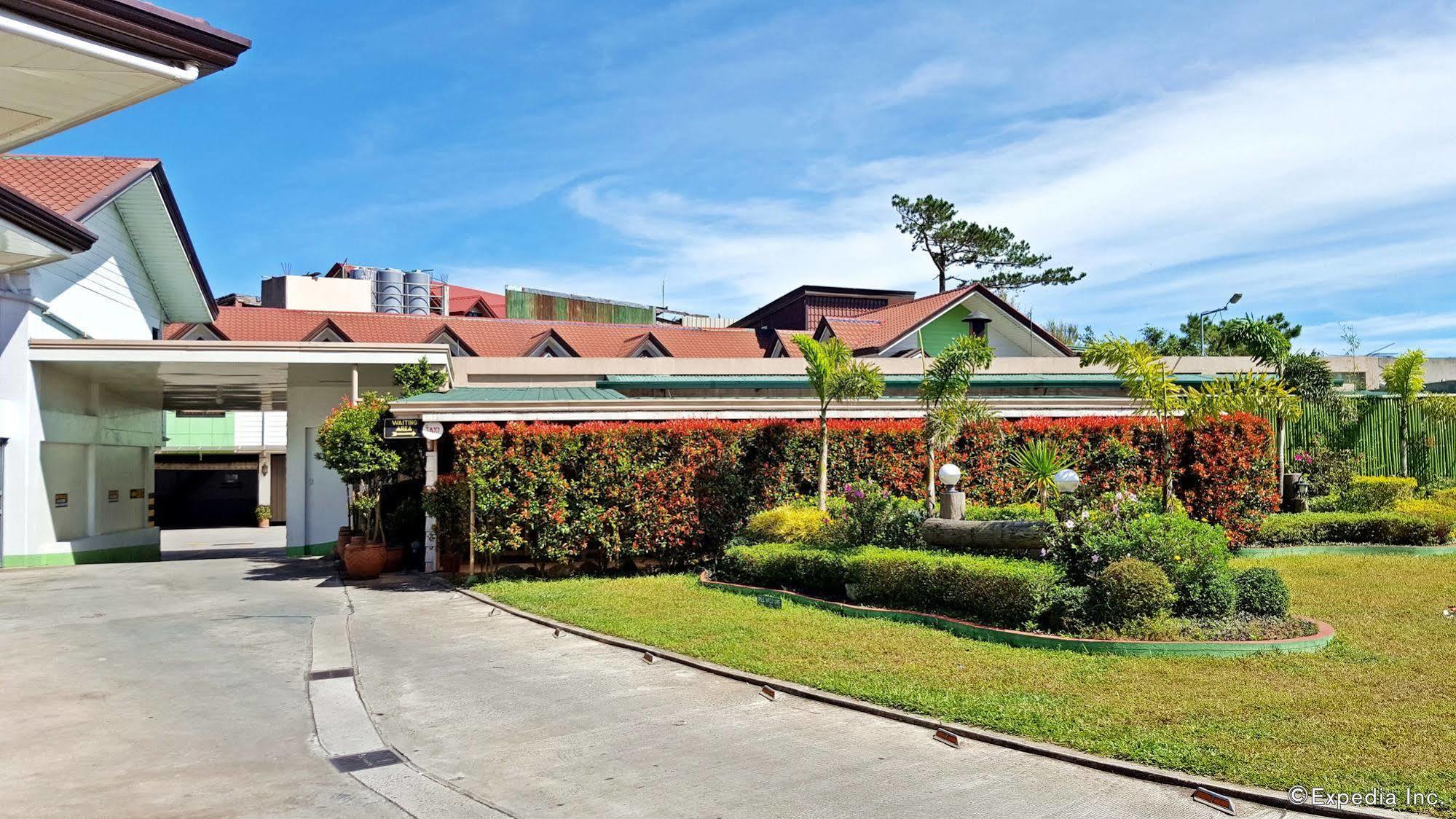 Hollywood Drive-In Hotel Baguio City Exteriör bild